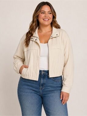 Nine West Cream Lightweight Jacket Size Large Casual Zip Front Neutral Layer